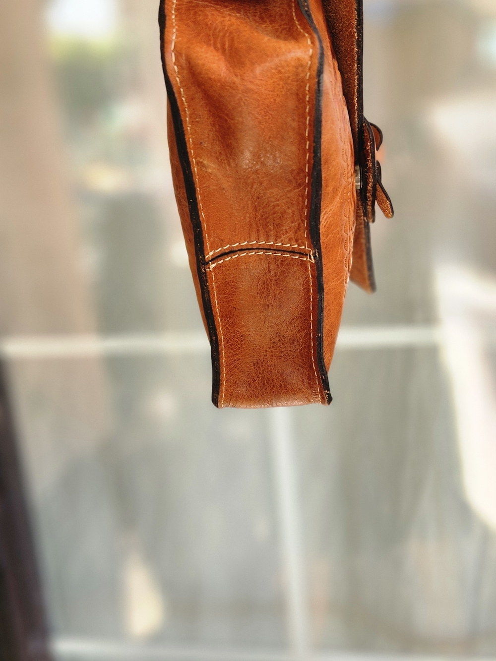 Patricia Nash tooled Leather Crossbody Bag - Tan - Picture 5 of 8